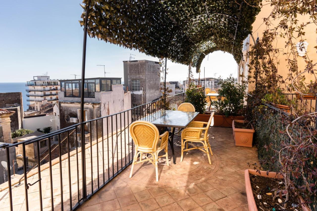 Raciti Palace Appartement *